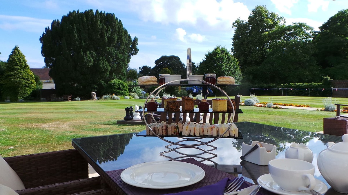 Walberton Hotel | Avisford Park Hotel