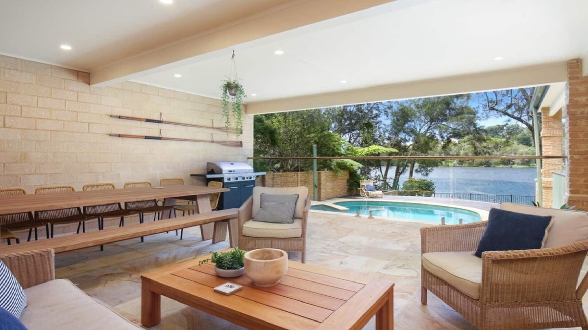 Avoca Beach House | AVOCA WATERS RETREAT | Pool , Lakefront | Accom Holidays