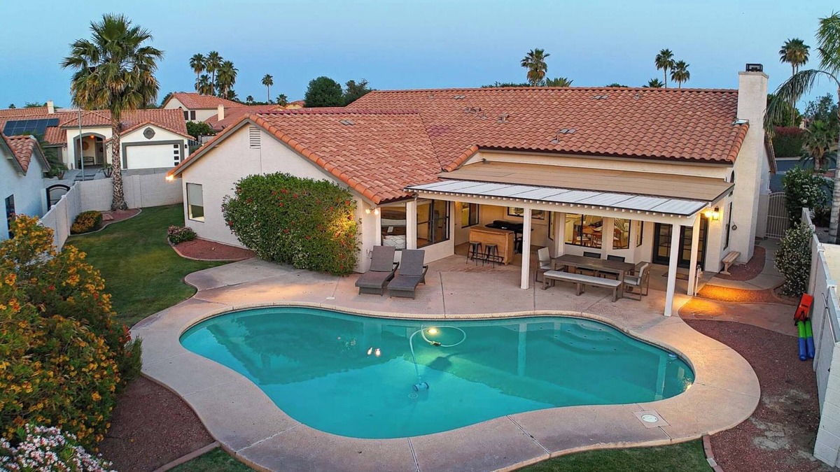 Crystal Gardens House | Avondale Lake Front Dream Home, Single Level, 3 bedrooms, 2 baths with pool.