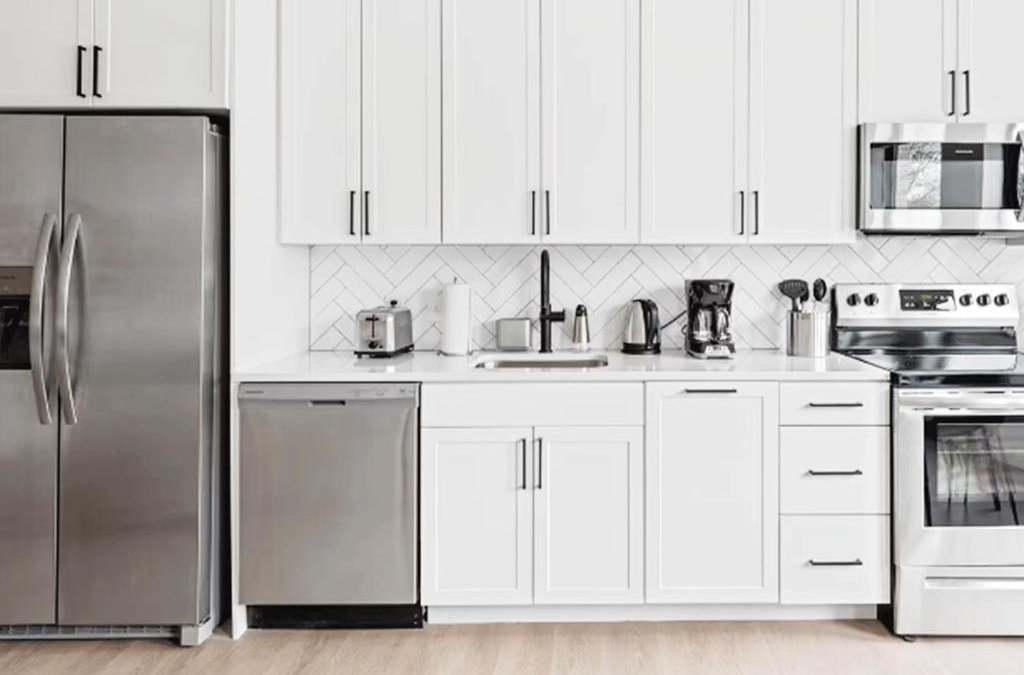 Northwest House | Award Rentals