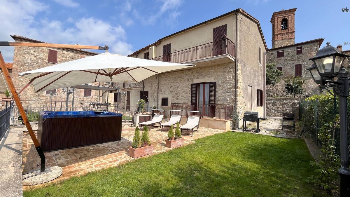 Civitella Benazzone Apartment | Awesome apartment in Civitella Benazzone with house a panoramic view