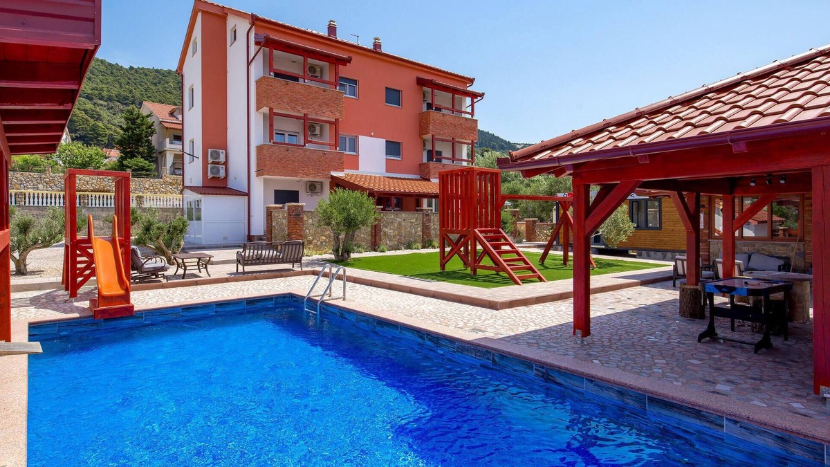 Banjol Apartment | Awesome apartment in Banjol with WiFi