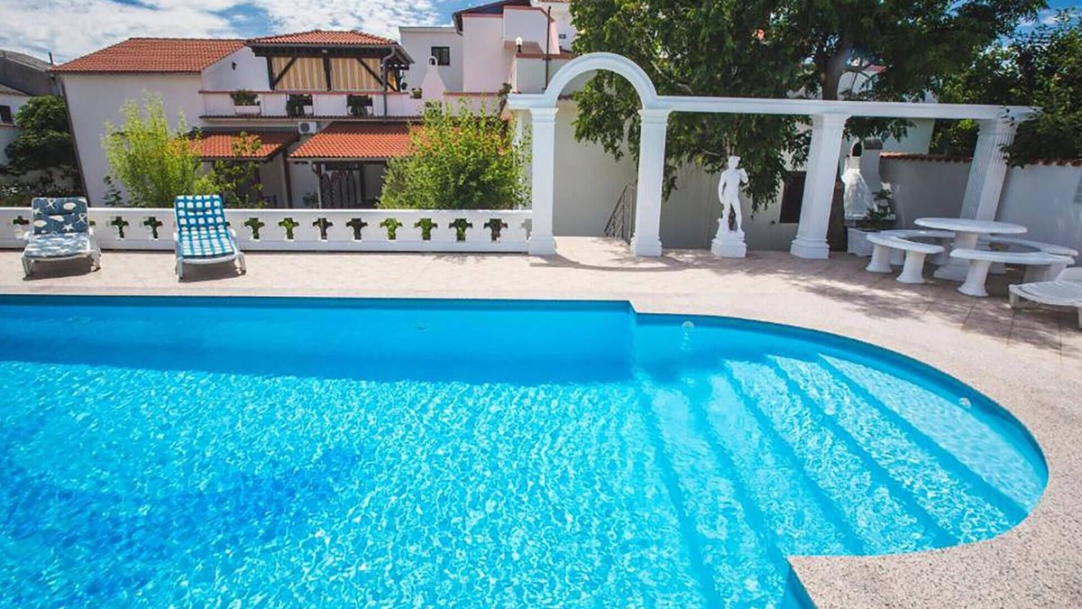 Suha Punta Apartment | Awesome apartment in Kampor with sauna