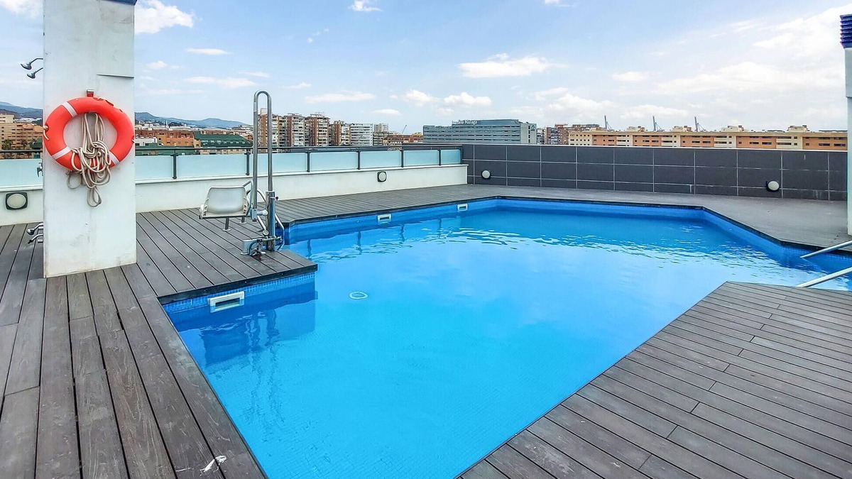 Cruz de Humilladero Apartment | Awesome apartment in Málaga with WiFi