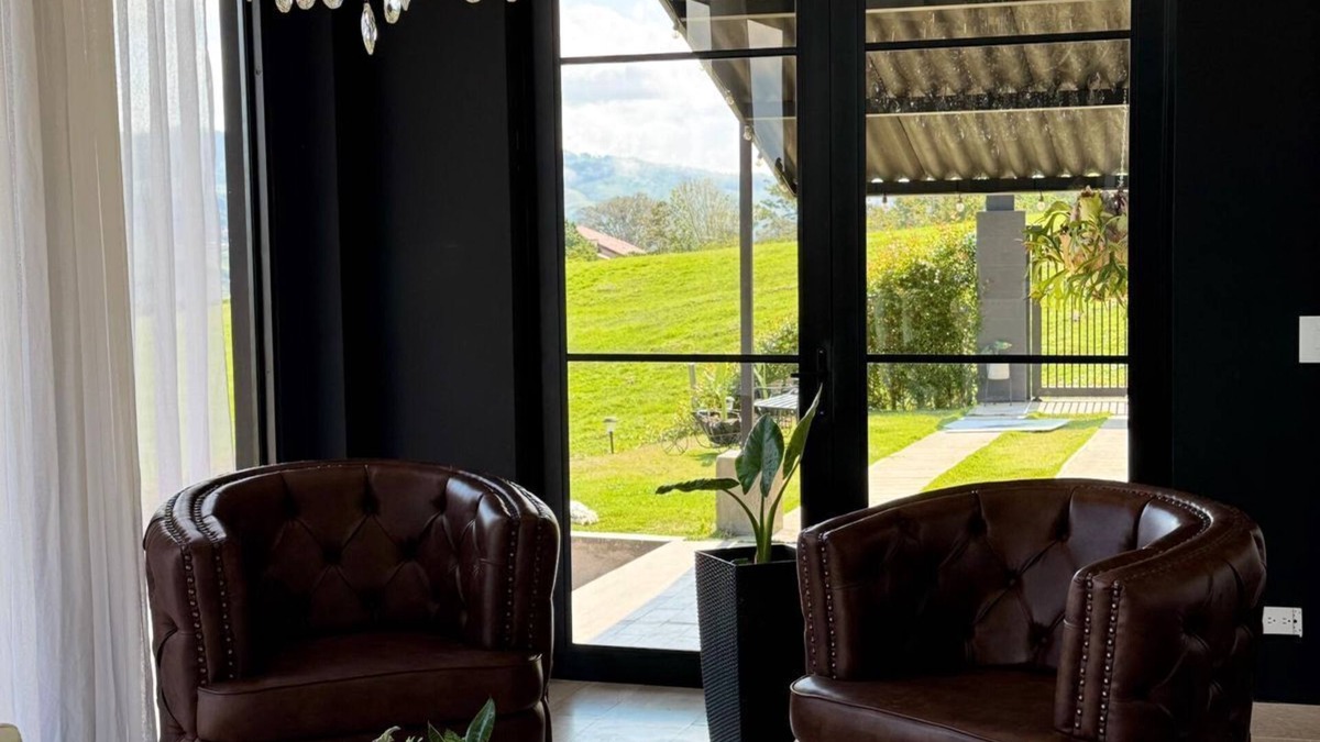 Calima House | Awesome Calima Lake wonder views in a Quit place for love and family