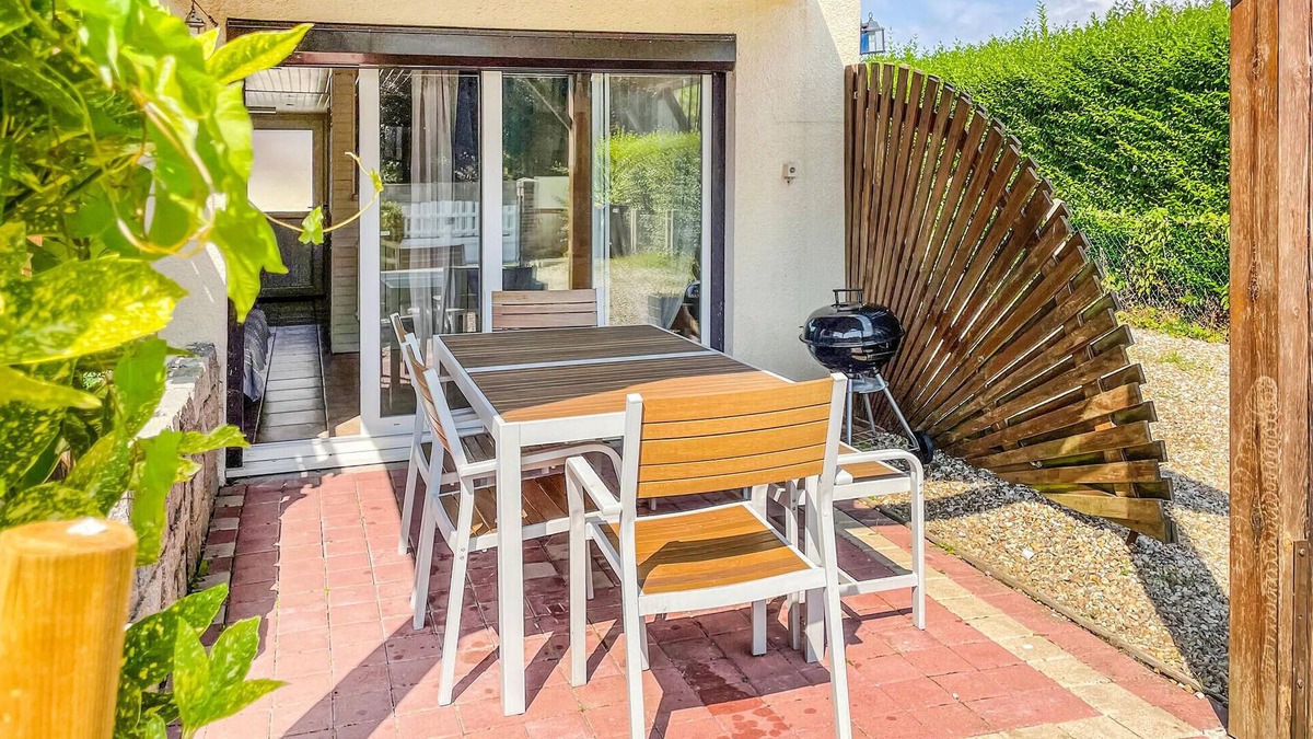 Criquetot-lʼEsneval House | Awesome home in Criquetot-l'Esneval