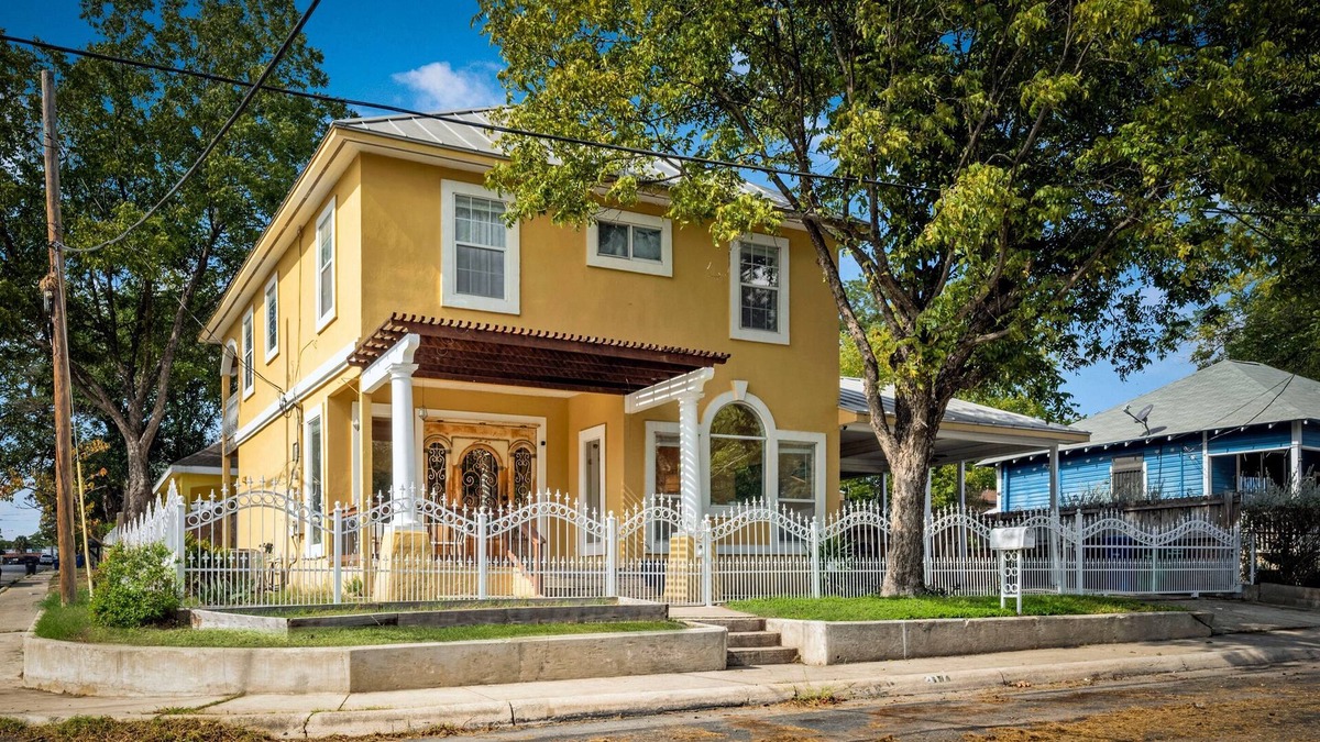 Government Hill House | Awesome home 5 minutes from the Pearl!