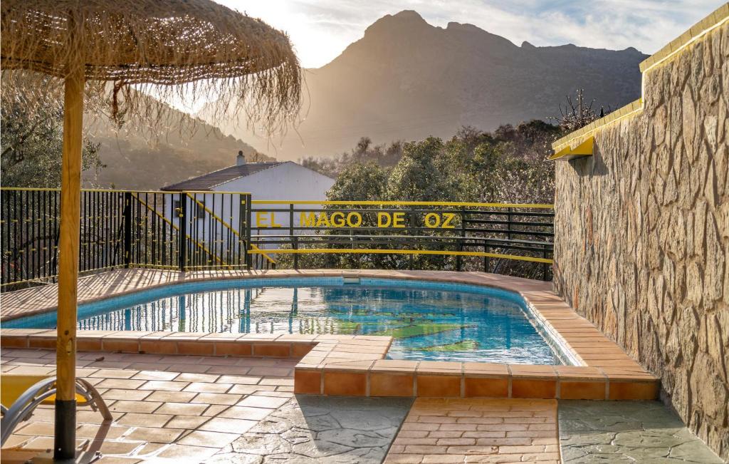 Alfarnate House | Awesome Home In Alfarnate With Kitchen