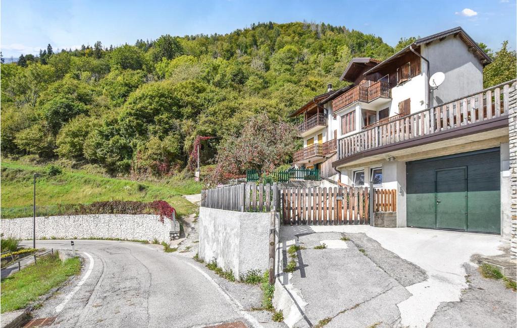Sovramonte House | Awesome Home In Aune Di Sovramonte