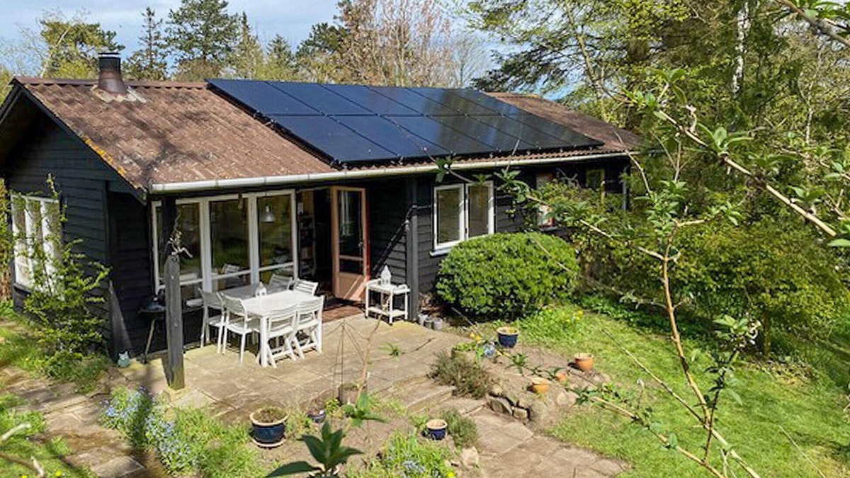 Faarevejle House | Awesome home in Fårevejle with kitchen