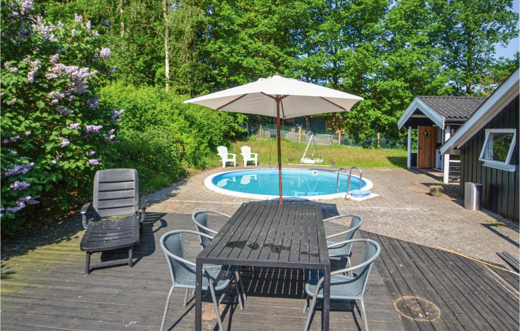 Glesborg House | Awesome Home In Glesborg With Sauna