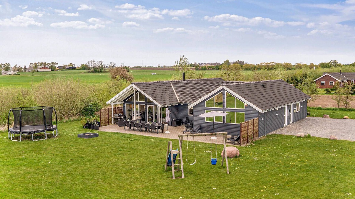 Idestrup House | Awesome home in Idestrup with kitchen