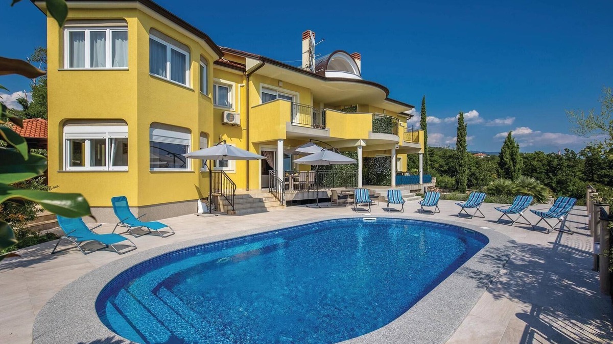 Kostrena House | Awesome home in Kostrena with WiFi