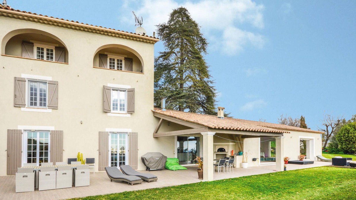 La Gaude House | Awesome home in La Gaude with kitchen
