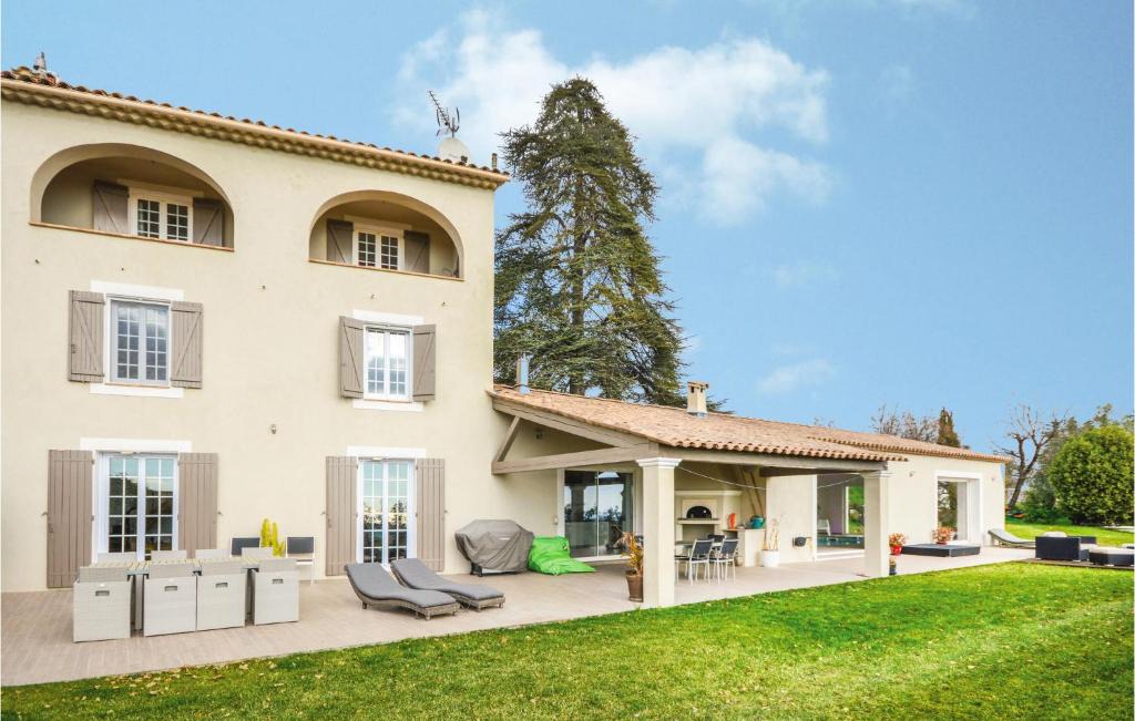 La Gaude House | Awesome Home In La Gaude With Kitchen