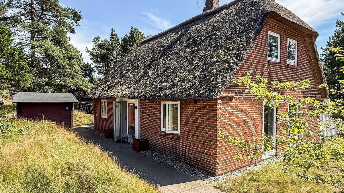 Sønderstrand House | Awesome home in Rømø with kitchen