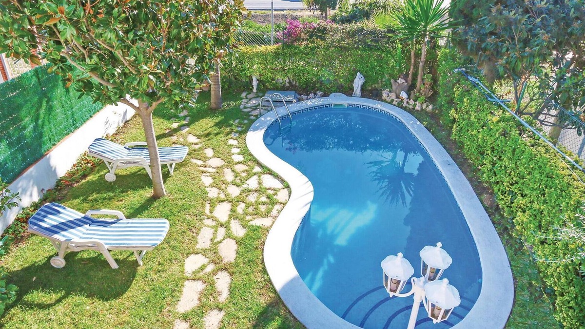 Santa Susanna House | Awesome home in Santa Susanna with WiFi