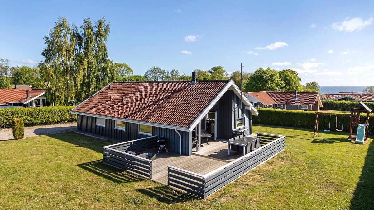 Mommark Strand House | Awesome home in Sydals with sauna