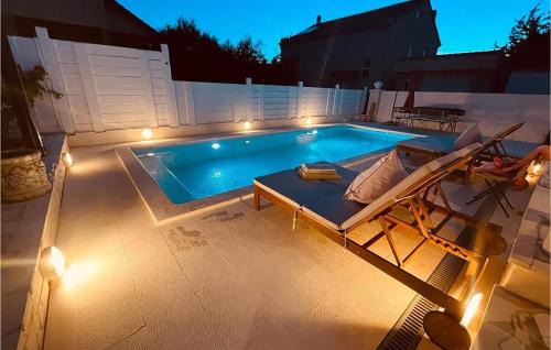 Trilj House | Awesome Home In Trilj