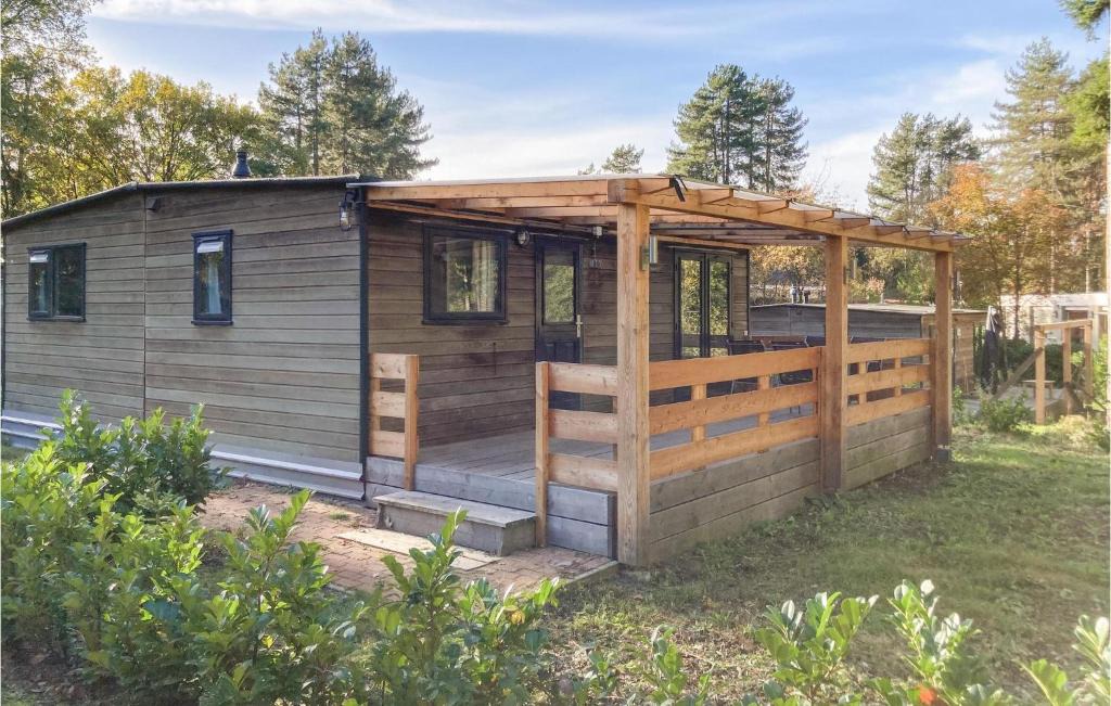 Knikkerdorp House | Awesome Home In Well With Kitchen