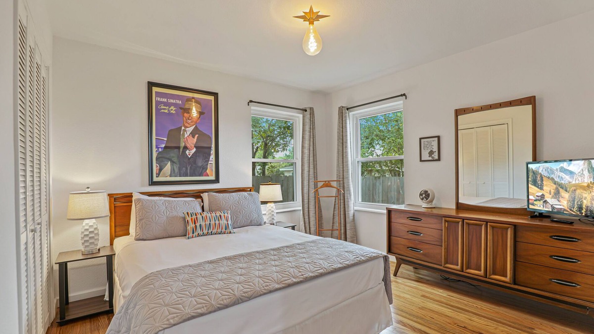 McKinney House | Awesome House & Minutes from Historic Downtown McKinney!