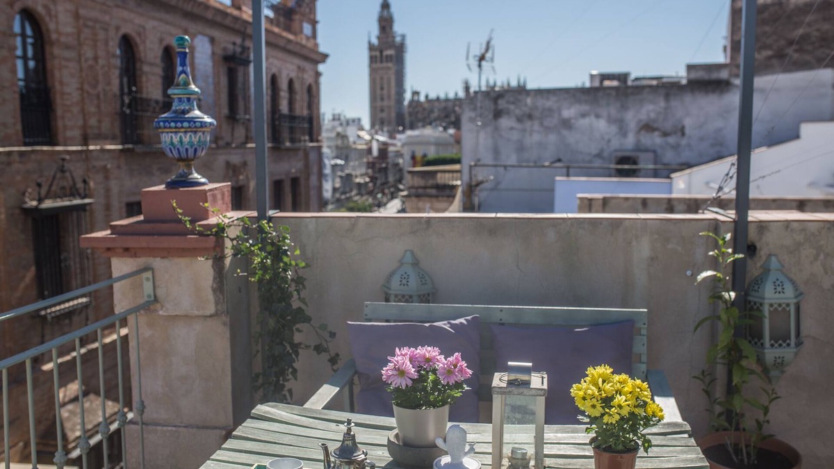 Alfalfa House | Awesome Penthouse with terraces and views of the Cathedral. Excellent Location