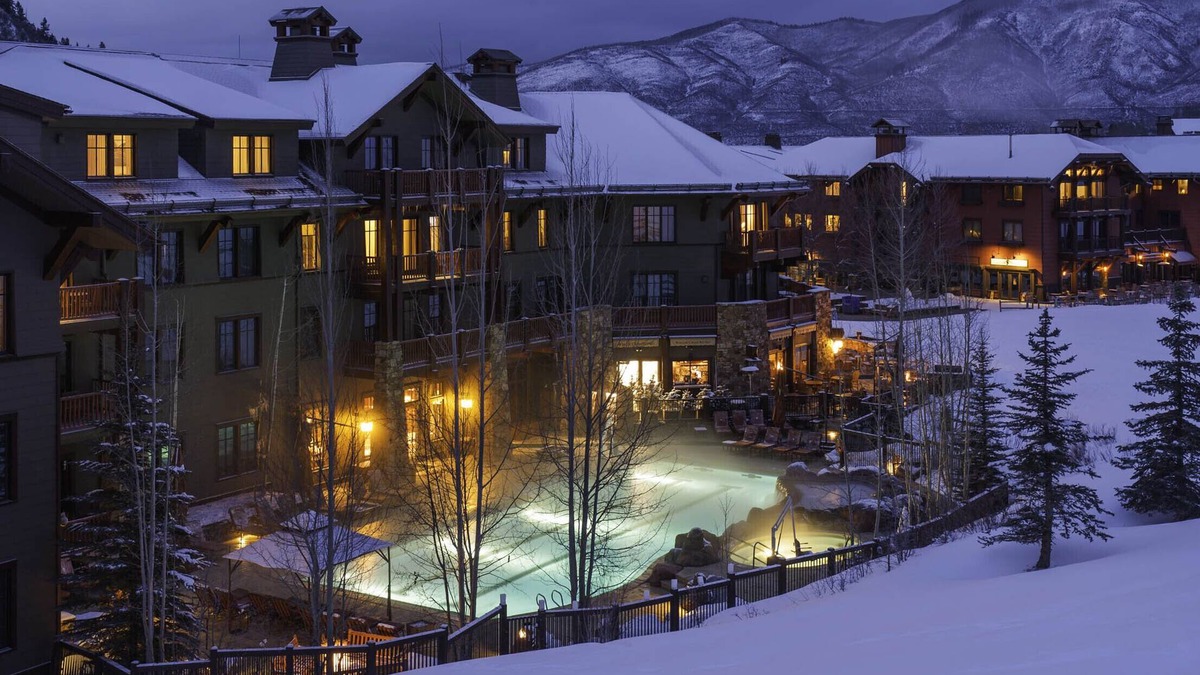 Aspen Condo | Awesome views of the slopes & pool. Enjoy all of the Ritz Carlton amenities!