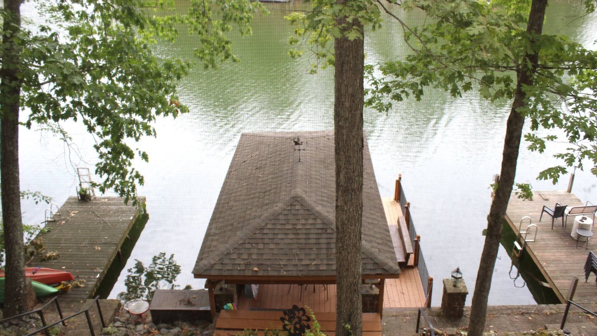 Hot Springs Village House | Awesome Waterfront Townhome on Lake DeSoto