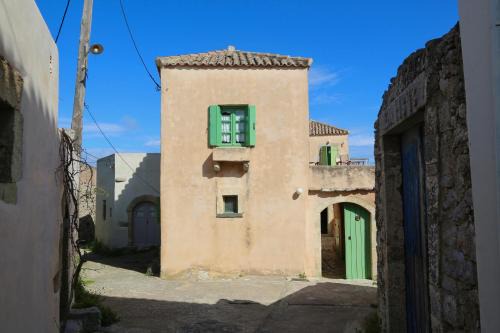 Aroniadika House | Axion Studios