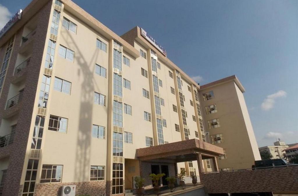 Abuja Cabin | Ayalla Hotels now Elomas Hotel-Executive