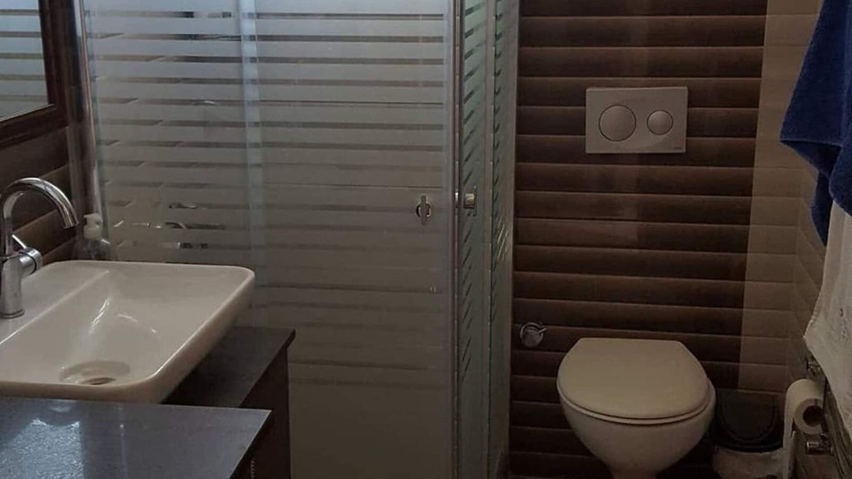 Cesme Villa | Ayayorgi koyuna 5 dakika mesafede havuzlu muazzam villa