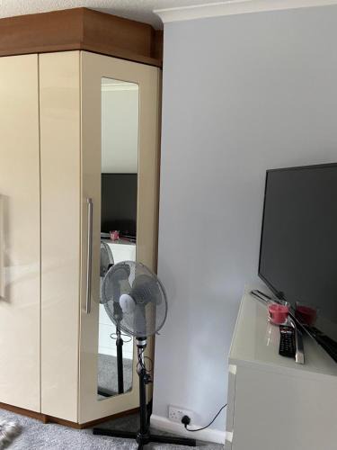 Birmingham House | Aylesbury Manor