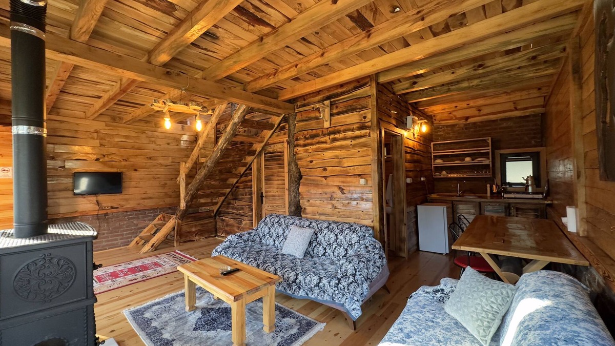 Iznik Hotel | Aynştayn Chalet Dağ Evleri