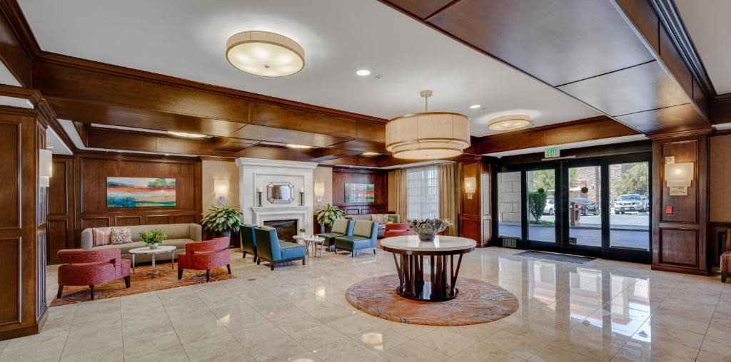 Moreno Valley Hotel | Ayres Hotel & Spa Moreno Valley/Riverside