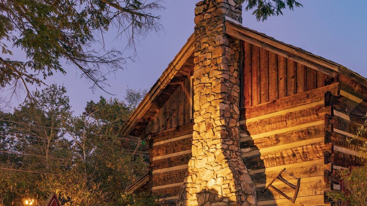 Blowing Rock Cabin | Azalea Cabin on Main St Blowing Rock