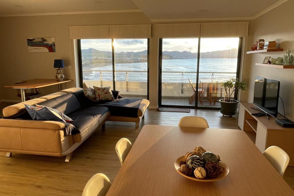Ribeira Grande Apartment | Azorean Sunset Loft