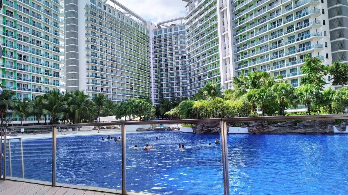Taguig Condo | Azure Oriental Suites Condo-Staycation — 18min away from NAIA
