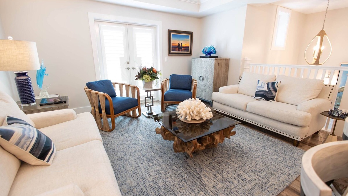 Historic Seaport House | Azure Palms | Old Town Villas