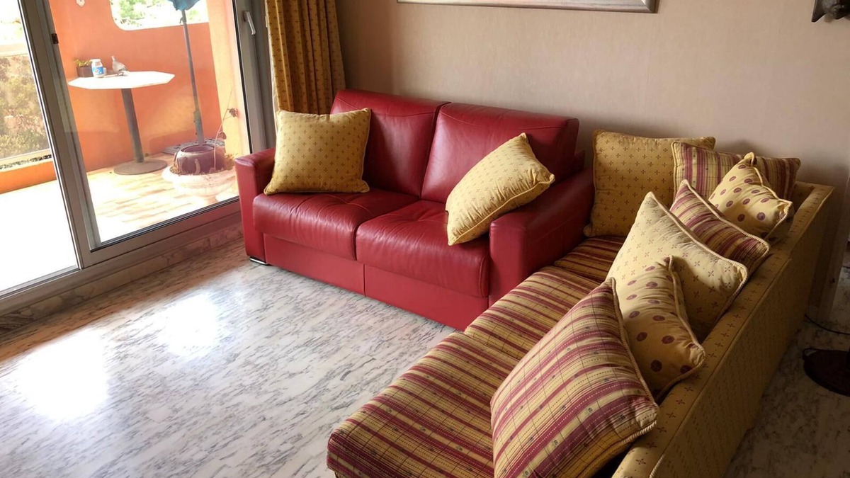 Caucade Apartment | Azurelle Lantern -