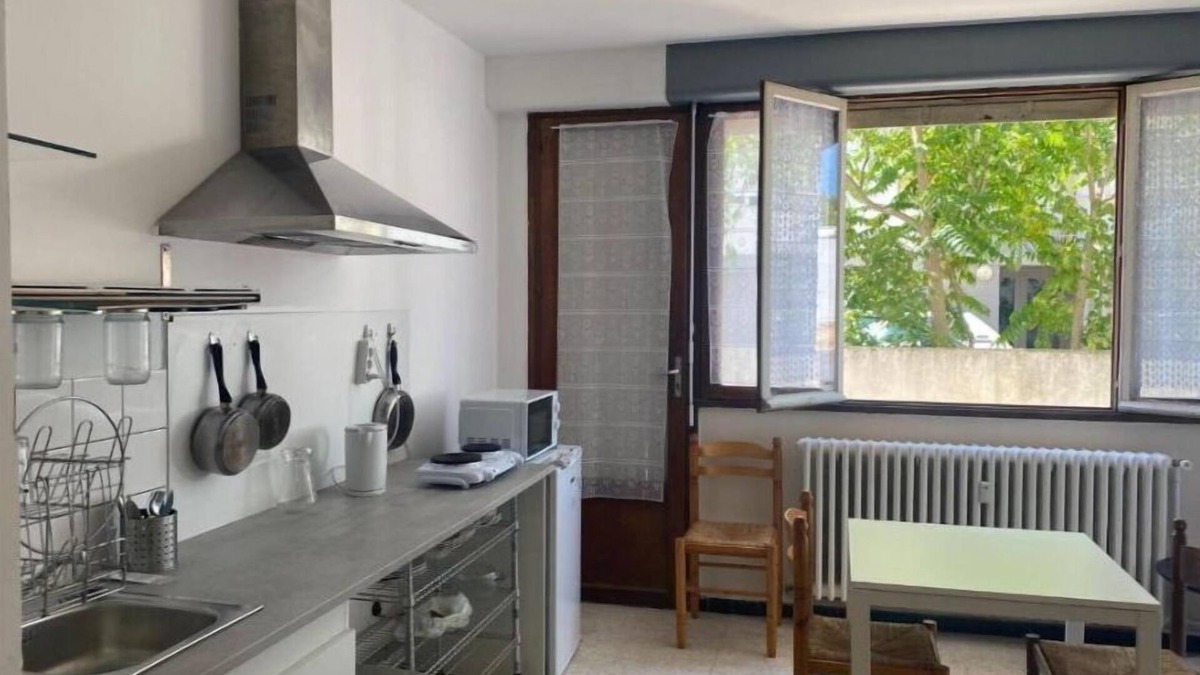 Beziers Apartment | Béziers-polygone-gare-port
