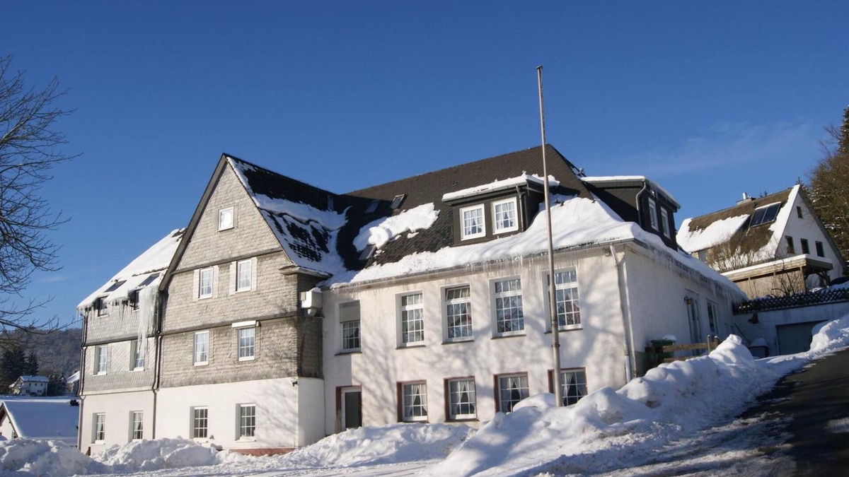 Elkeringhausen Bed & Breakfast | B&B Am Knittenberg
