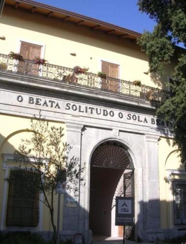 San Lazzaro Bed & Breakfast | B&B Beata Solitudo