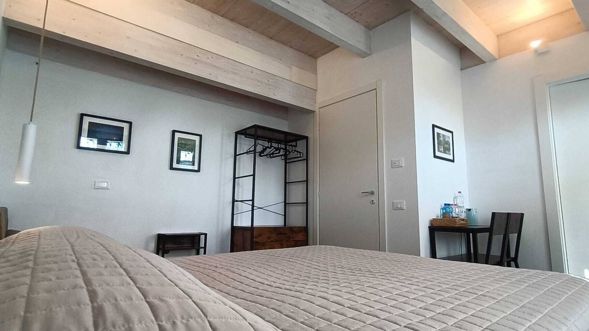 Carbonara al Ticino Bed & Breakfast | B&B Borgo Tre Case rooms with breakfast, free Wi-Fi and parking
