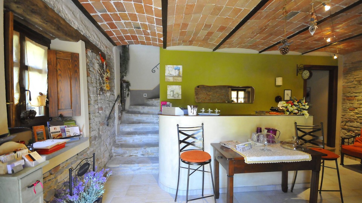 Castino Bed & Breakfast | B&B Cà Pavaglione