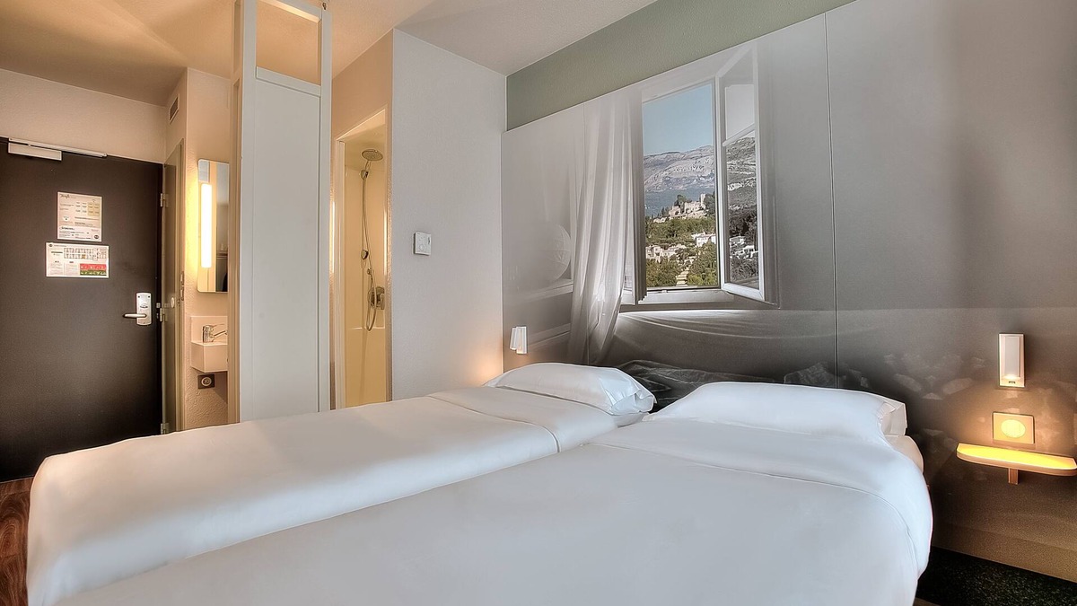 Biot Hotel | B&B HOTEL Antibes Sophia Antipolis