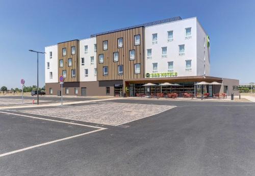 Avermes Hotel | B&B HOTEL Moulins Avermes