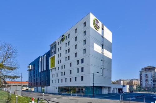 La Source Hotel | B&B HOTEL Paris Créteil
