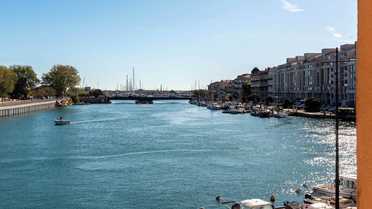 Sete Hotel | B&B HOTEL Sète Centre Gare