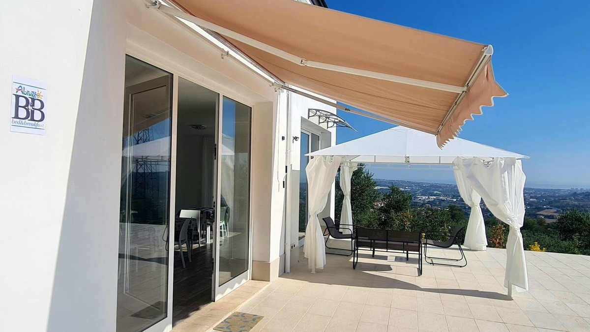 Cappelle sul Tavo House | B&B Il Paradiso