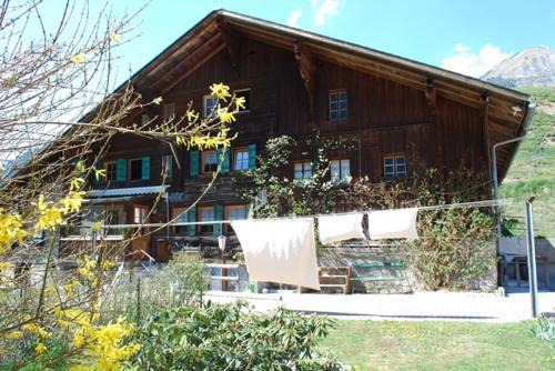 Chateau-d'Oex Bed & Breakfast | B&B Le Berceau